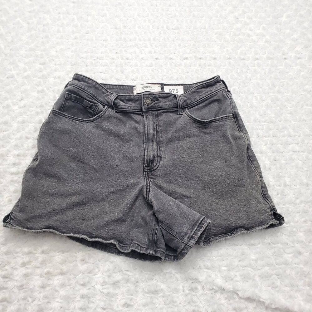Hollister Ultra High-Rise 90s Short Denim Shorts Womens Size 14 W32 Washed Black